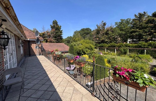 Garden Suburb House | The Bishop