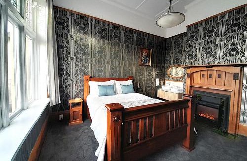 Greymouth Hostel | The Bohemian at Noah's Ark