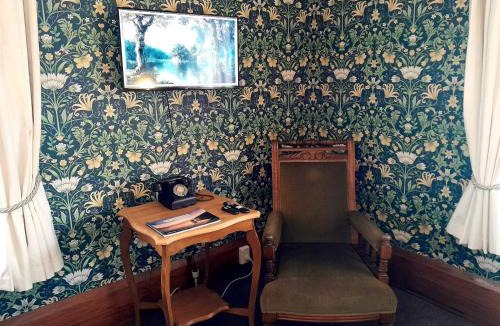 Greymouth Hostel | The Bohemian at Noah's Ark