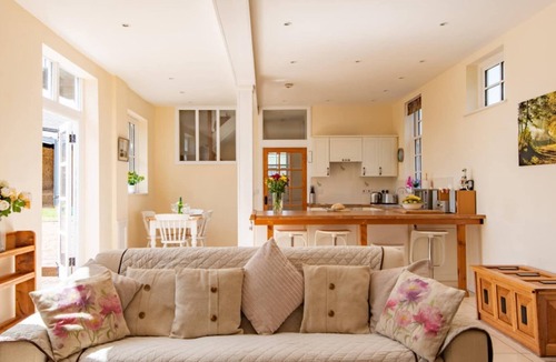 Lynsted House | The Bothy, Faversham