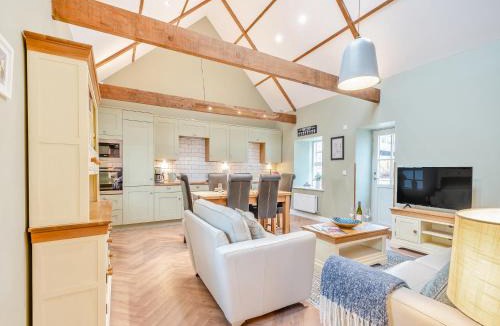 Ayr House | The Byre - Uk45343