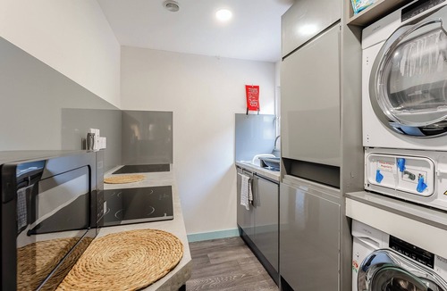 Polmont Cottage | The Cat Cabin - UK42982