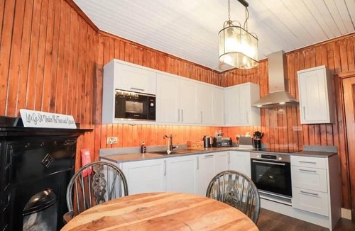 Lairg House | The Challenger Estate - Bothy