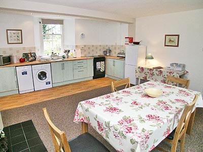 Girvan House | The Coach House