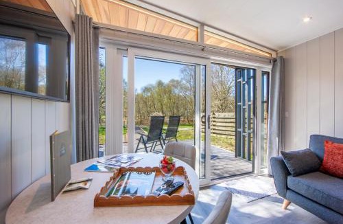 Benderloch House | The Coo, Luxury glamping pod with hot tub, croft4glamping