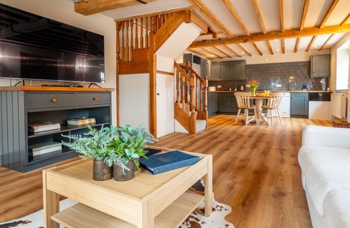Halstead Cottage | The Cottage at Tuffon Hall, Sible Hedingham, Suffolk
