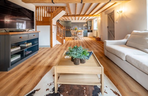 Halstead Cottage | The Cottage at Tuffon Hall, Sible Hedingham, Suffolk