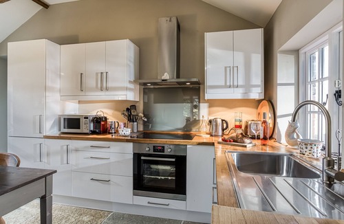 Haverhill Cottage | The Cottage - sleeps 2 guests in 1 bedroom