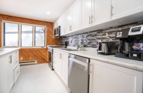 Creemore House | The Creemore Retreat, A Private, Natural Wonderland