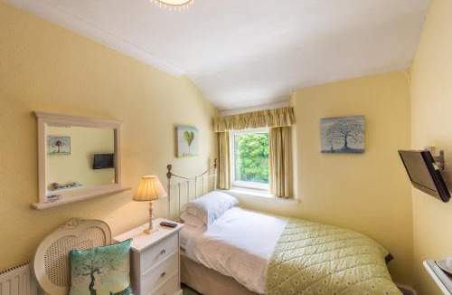 Douglas House | The Devonian