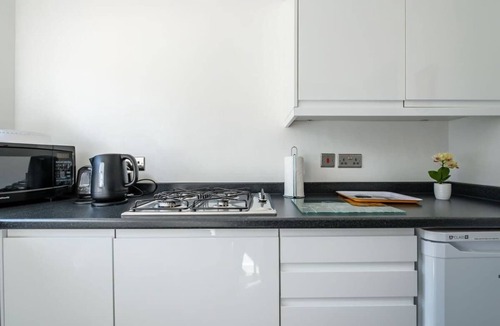 Uddingston Condo | The Douglas - 2 Bed Apartment in Uddingston.