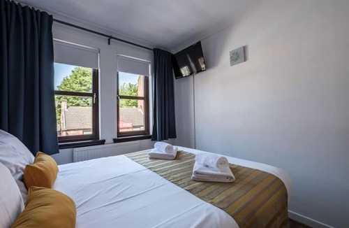 Uddingston House | The Douglas - Spacious 2 bed apartment in Uddingston