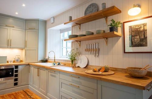 Newton Stewart Cottage | The Earls Library - an apartment that sleeps 4 guests in 2 bedrooms