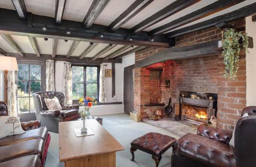 Welwyn House | The Gamekeepers Cottage-Uk33651