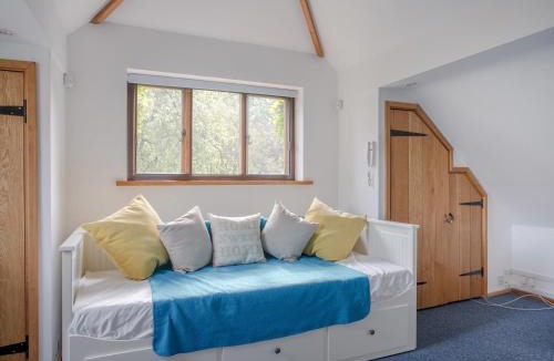 Welwyn House | The Gamekeepers Lodge-Uk33650