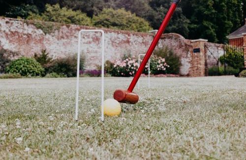 Hertford House | The Garden Collection