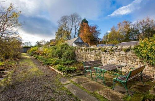 Dingwall Apartment | The Garden Flat - Ardullie Lodge