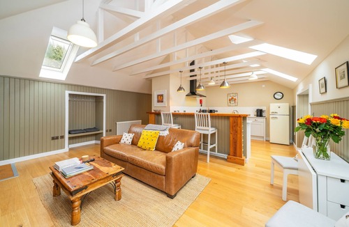 Crieff Cottage | The Granary - an apartment that sleeps 2 guests in 1 bedroom