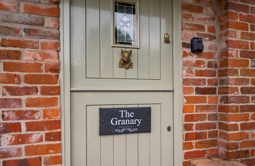 Sudbury House | The Granary at Pannels Ash Farm, Pentlow