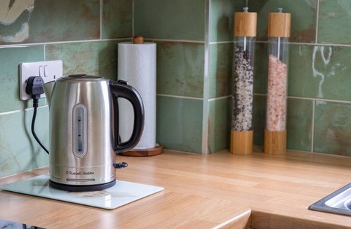 Rickmansworth Apartment | The Green Escape in Town - PTK