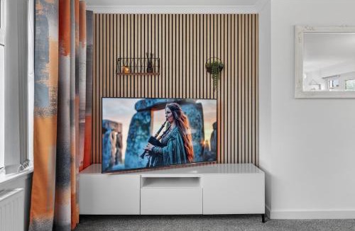 Ardrossan House | The Hide - Suburban Terraced Home