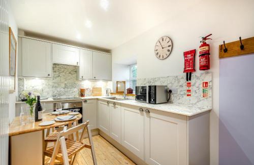 Kilmun House | The Holly Tree Cottage
