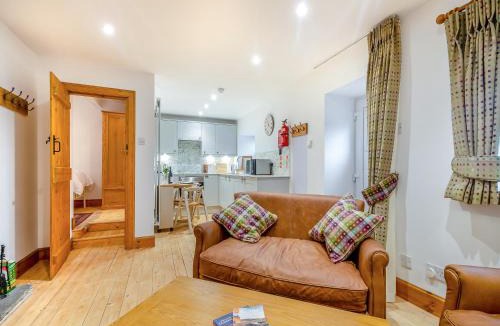 Kilmun House | The Holly Tree Cottage
