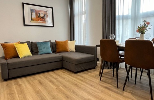 Higham Hill Apartment | The Home Comfort You Need in London by Interhome