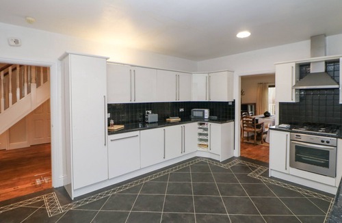 Mosborough House | THE HOUSE AT THE SITWELL ARMS, pet friendly in Renishaw