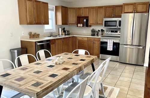 Bayfield Cottage | The House on the Coast of Bayfield - Cozy Retreat