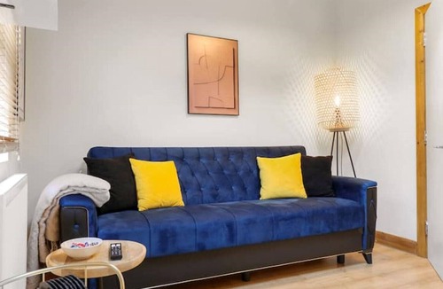 Shoreditch Apartment | The Hoxton Loft - top floor Shoreditch apartment