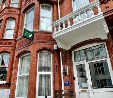Douglas House | The Island & Fairfield