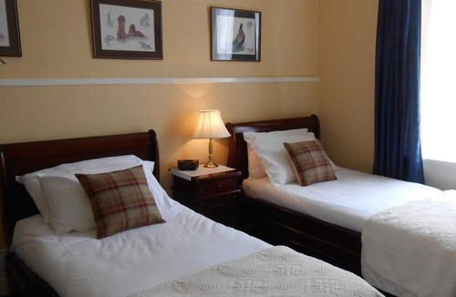 Saint John's Town of Dalry Bed & Breakfast | The Kenbridge Hotel