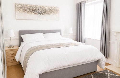 Newham House | The Lime Tree House Beckton