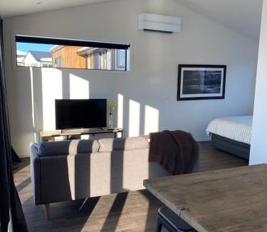 Tekapo House | The Little Cottage - Lake Tekapo