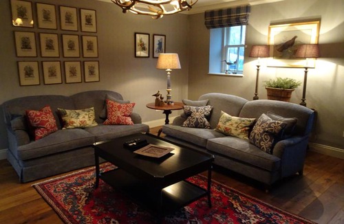 Luss Hotel | The Loch Lomond Arms Hotel