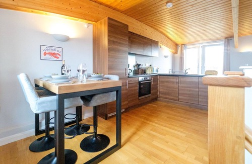Leiston Cottage | The Loft - sleeps 6 guests in 3 bedrooms