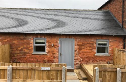 Cottingham Apartment | The Milking Parlour, Wolds Way Holiday Cottages, 1 bed cottage