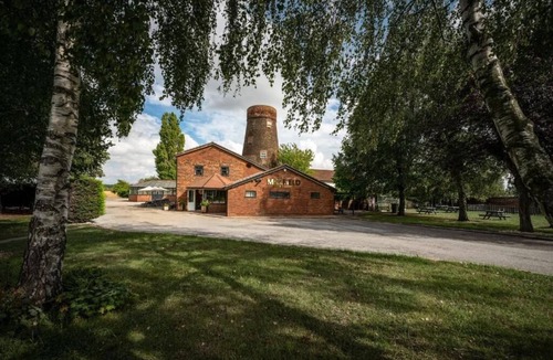 Brigg Hotel | The millfield