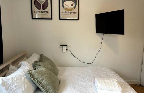 Hull Apartment | The Mini Apartment on Richer