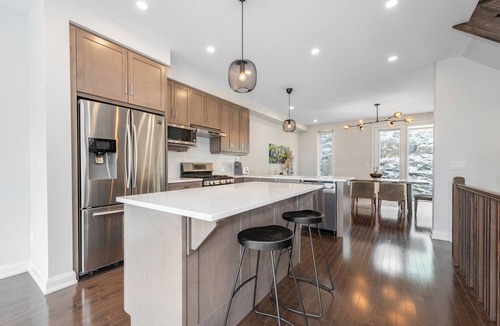 Kanata Lakes - Marchwood Lakeside - Morgan's Grant - Kanata House | The Modern Shack: Kanata's modern furnished home rental, 4 bedrooms