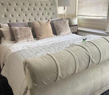 Abridge Hotel | The New Boar