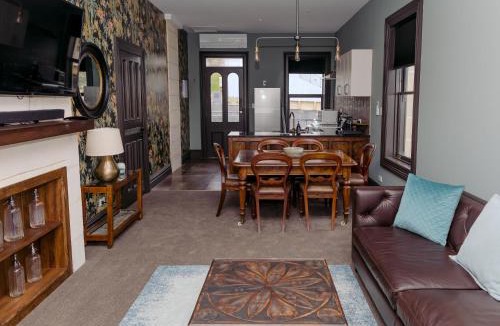 Oamaru Apartment | The Old Confectionery