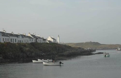 Portnahaven House | The Old School