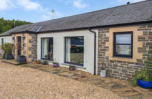 Howwood House | The Old Stables