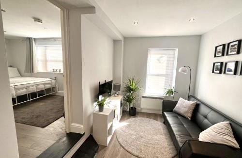 Hemel Hempstead Apartment | The Old Town Snug