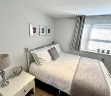 Hemel Hempstead Apartment | The Old Town Snug
