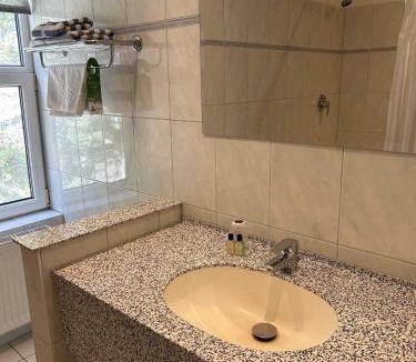 Douglas Promenade Hotel | The Penta