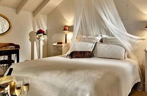 Blenheim Cabin | The Peppertree Luxury Accommodation
