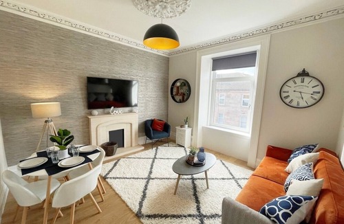 Greenock Apartment | The Portside Apartment
